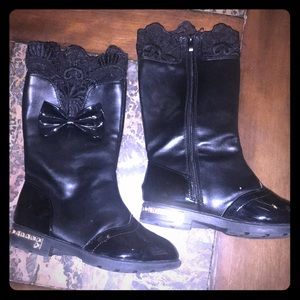 Kids black boots